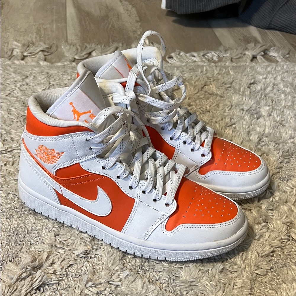 Womens Jordan Mid SE BRIGHT CITRUS